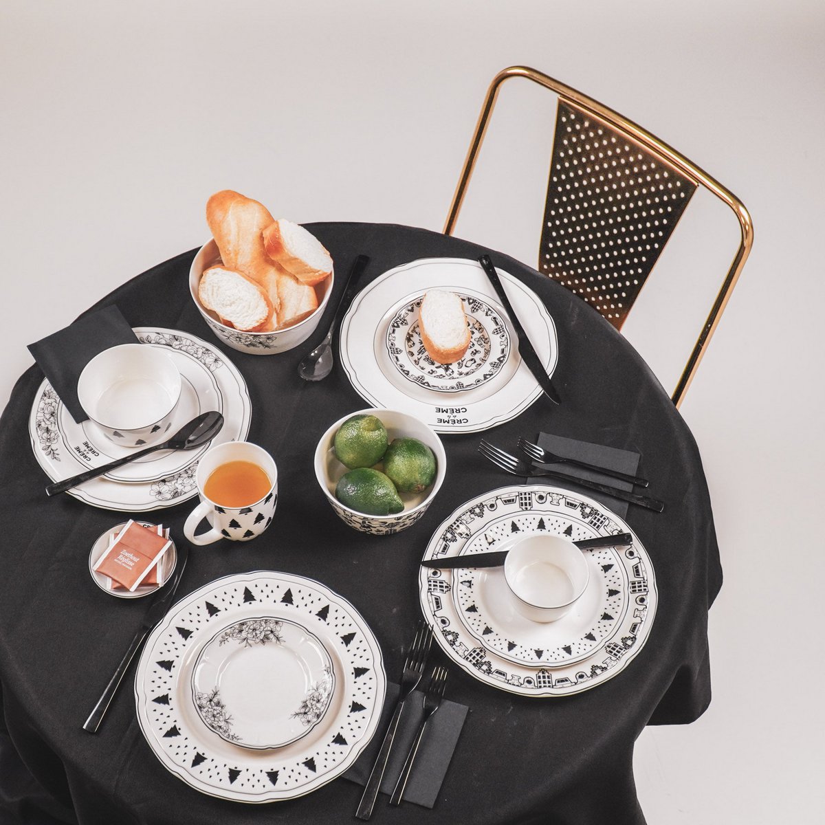 Bord - Dutch Black - Newbone China - 10x15x1,5cm